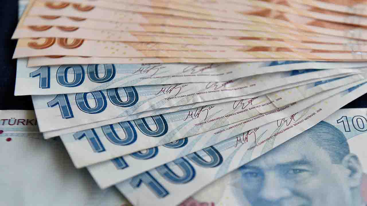 Asgari ücretlilere 30.000 TL! Halkbank'tan ihtiyaç kredisi kampanyası!
