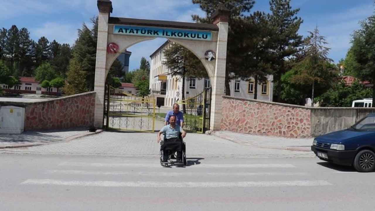 Kütahya Hisarcıklı öğretmenlerden Engelliler Haftası kamu spotu
