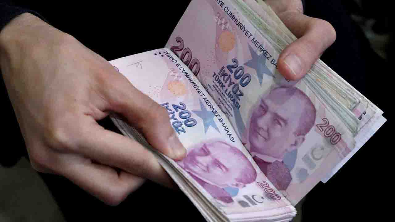 En düşük emekli maaşının kaç TL olacağını açıkladı!