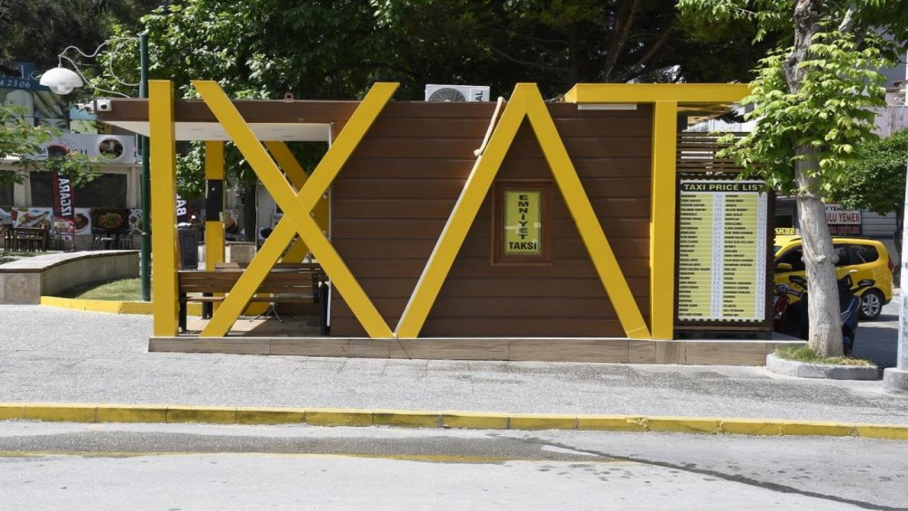 Kuşadası Belediyesi’nin alt ve üst yapı çalışmaları dikkat çekiyor