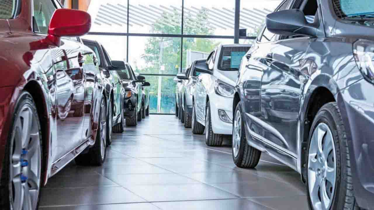 Devlet ikinci el araç satışına başladı! 240.000 TL'ye Volkswagen Passat, Ford Focus, Citroen C4!