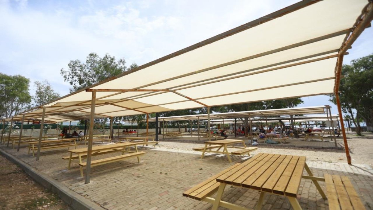 İzmir Pamucak Sahili yaza hazırlandı