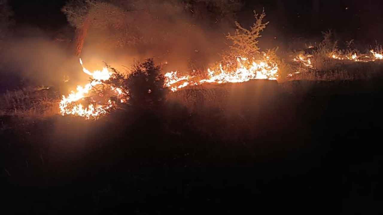 Denizli 21 saattir yangınla mücadele ediyor