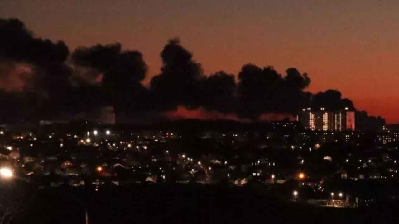 Rusya'da iki petrol rafinerisine dron saldırısı yangın çıktı