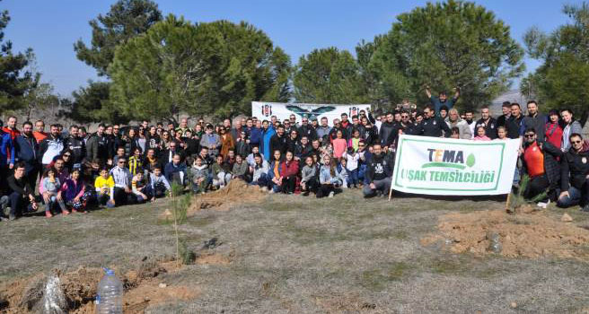 Eşme Kartalları ve TEMA Eşme’yi yeşillendirdi