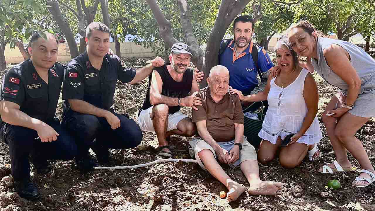 Muğla'da kayıp olarak aranan yaşlı adam portakal bahçesinde uyurken bulundu!