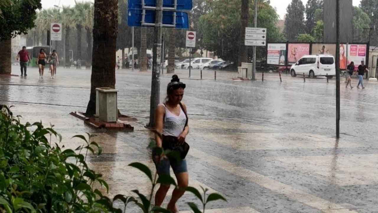 Meteoroloji'den Denizli ve Afyonkarahisar'a kuvvetli yağış uyarısı
