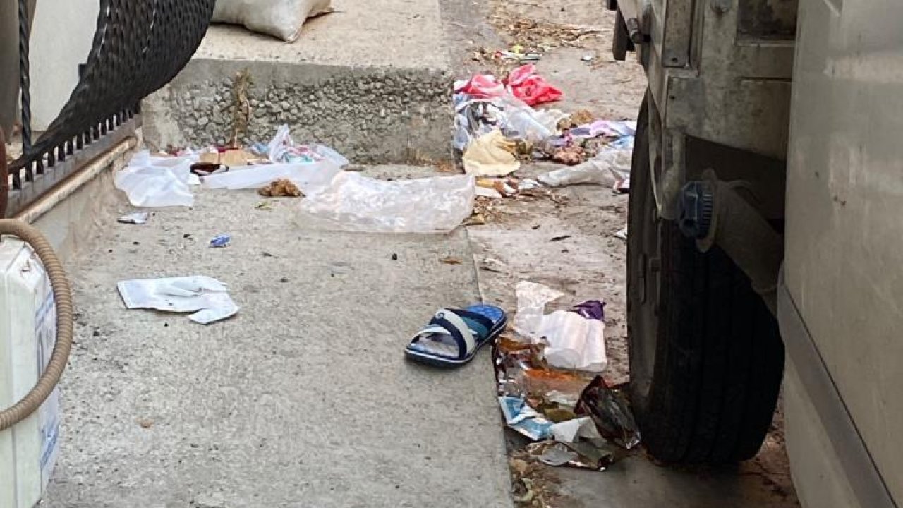 İzmir Buca sokaklarında çöp sorunu büyümeye devam ediyor