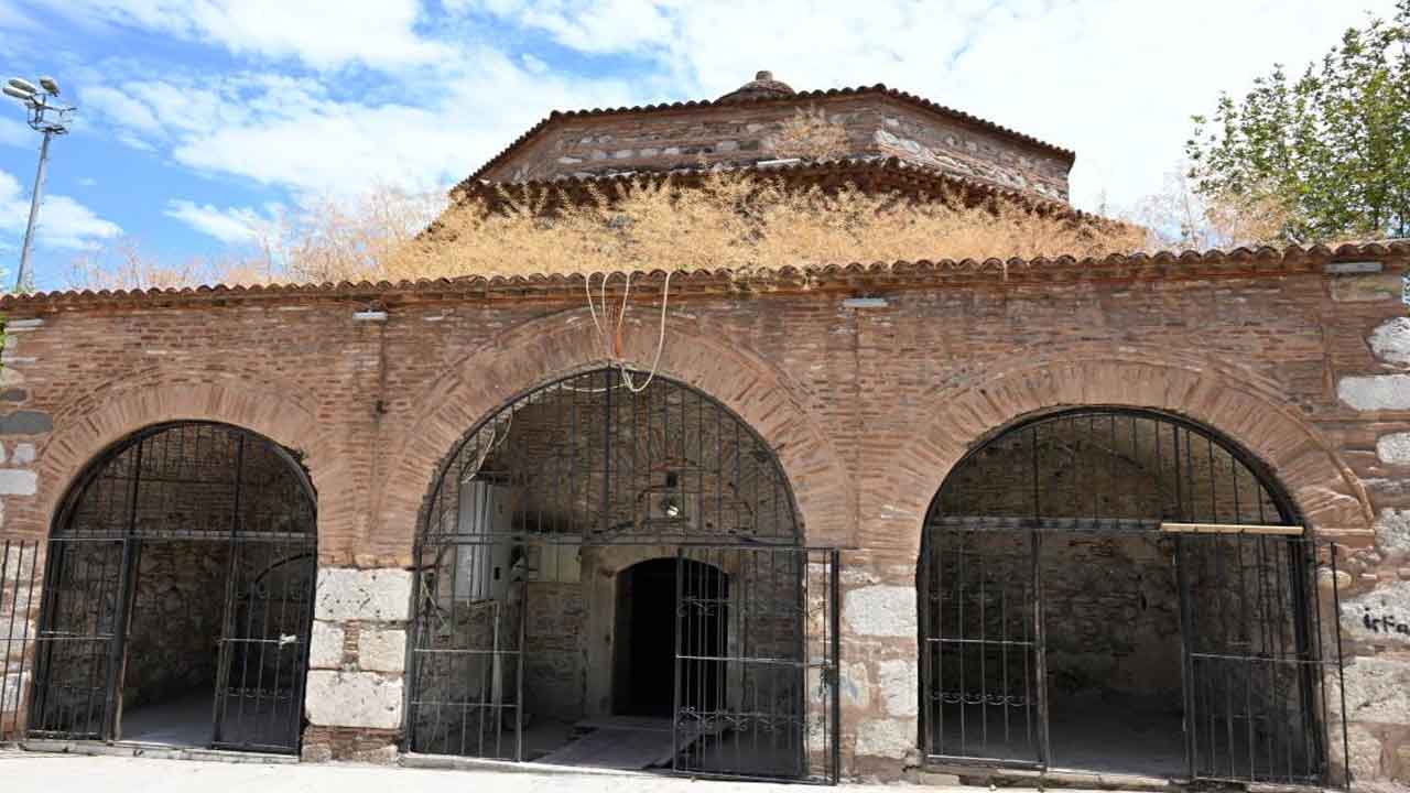 Manisa'da tarihi yapılar belediye tarafından kültürel mirasa kazandırılacak