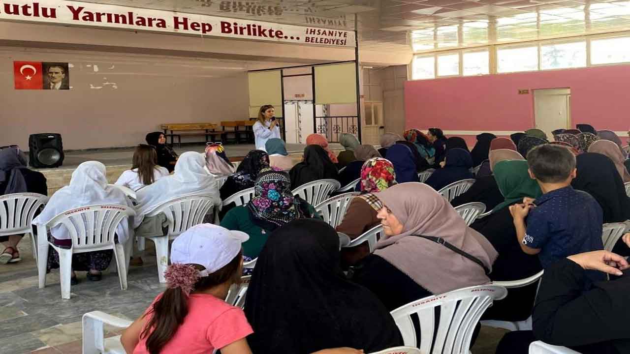 Afyonkarahisar'da kadınlara kooperatifçilik eğitimi!