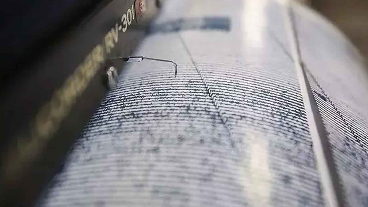 Şili'nin kuzeyinde 7.4 büyüklüğünde deprem