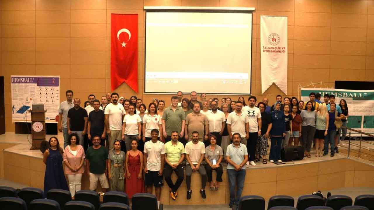 Aydın'da hemsball aday hakemlik kursu tamamlandı