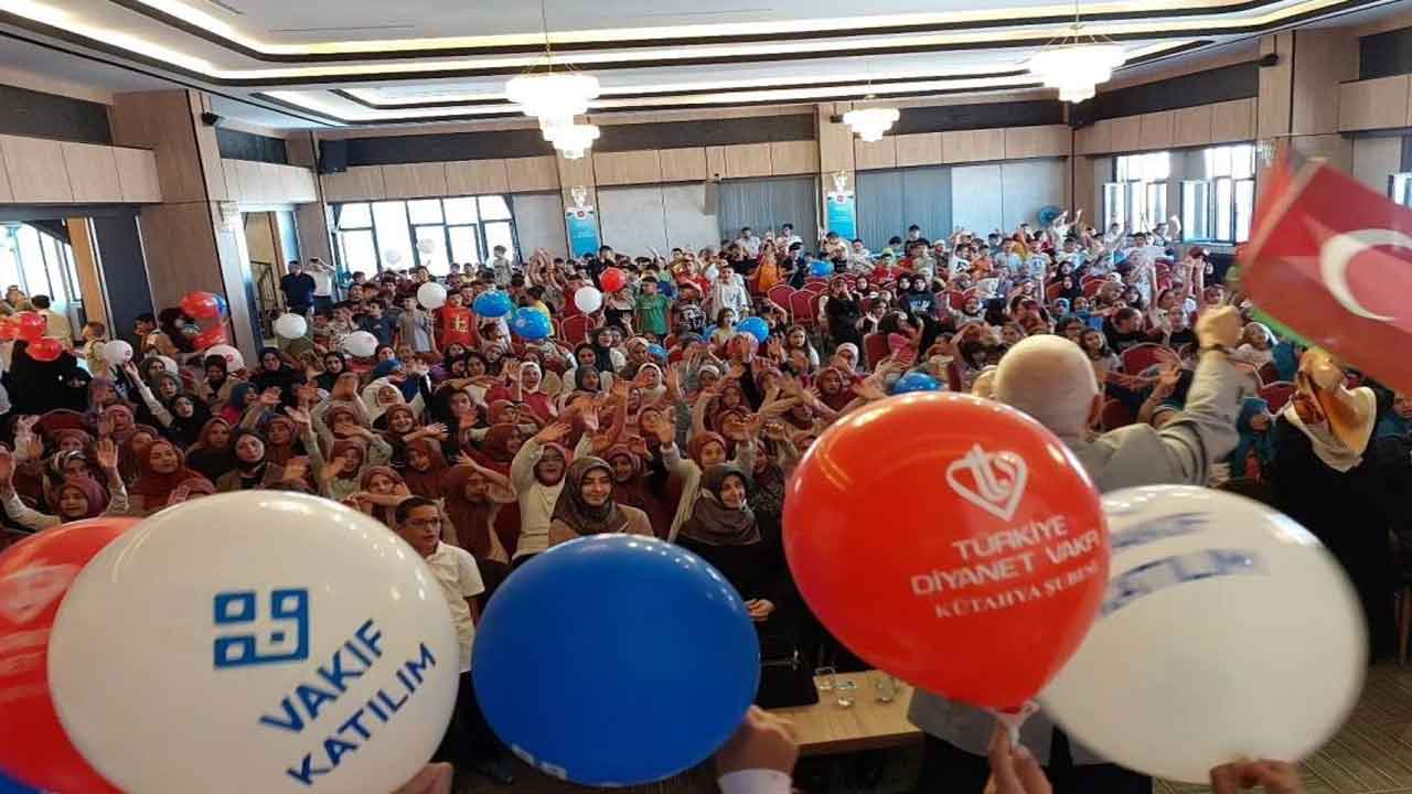 Kütahya'da Yaz Kur'an Kursu öğrencileri için şenlik düzenlendi