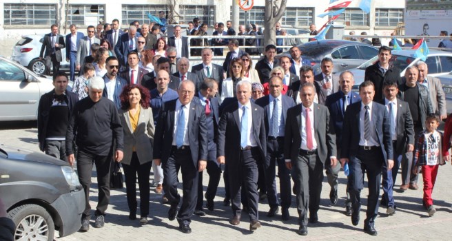 İYİ Parti Gen. Bşk. Yrd. Koray Aydın; “Uşak’ta İYİ Parti 3-5 puan önde”