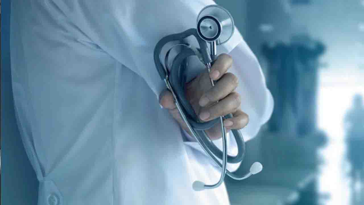 Halsizlik İçin Hangi Doktora Gidilir?