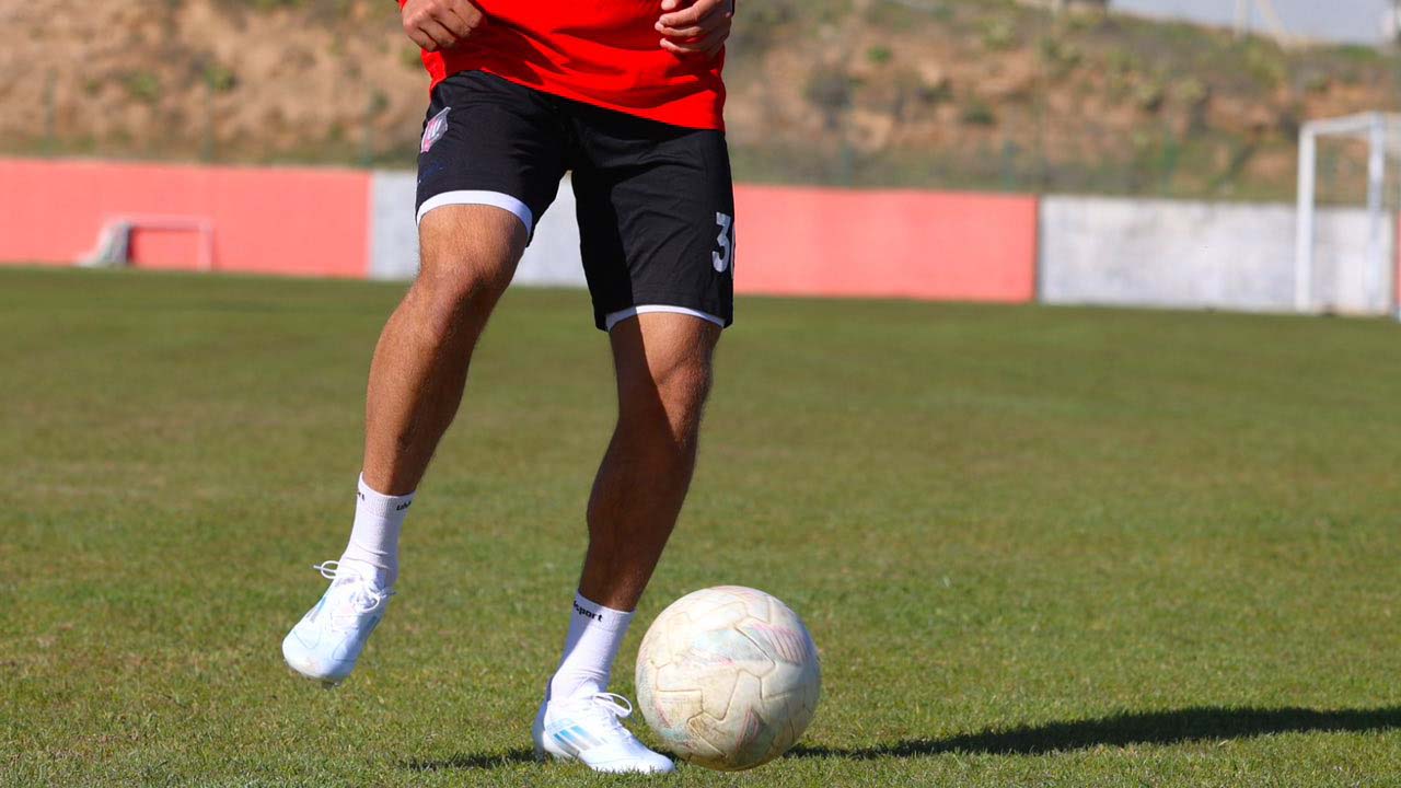 Uşakspor Zorlu Deplasmanda Eskişehir Anadolu Spor’la Karşılaşıyor