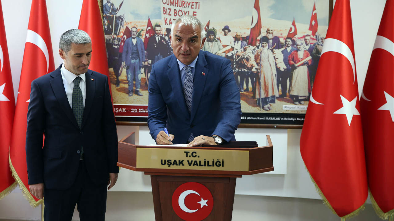 Kültür ve Turizm Bakanı Ersoy, Uşak'ta