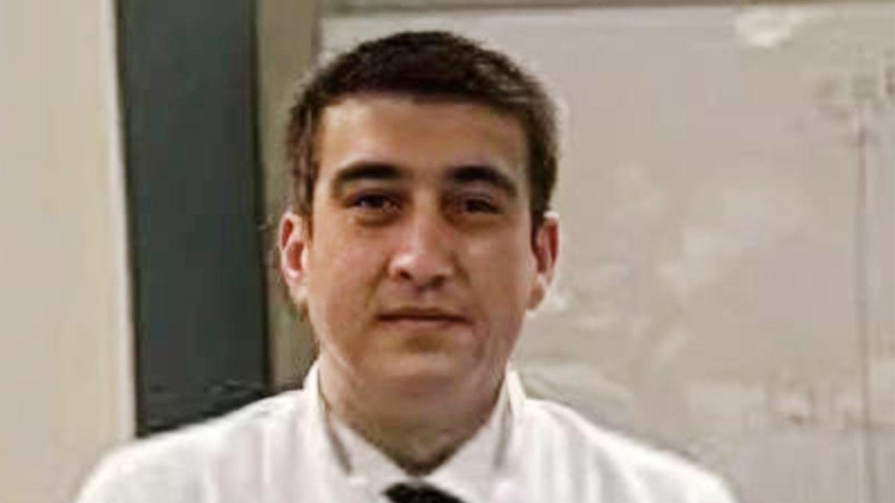 Beyin cerrahı evinde ölü bulundu Uşak’ta son yolculuğuna uğurlanacak
