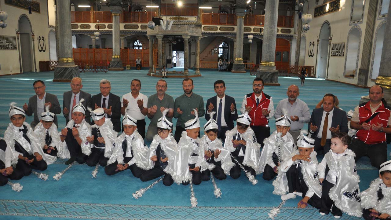 Uşak ve 3 ilde önemli etkinlik 529 yıllık vakfiye geleneği yaşatıldı
