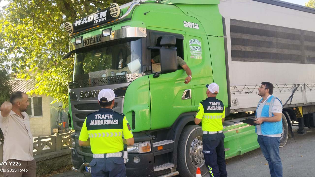 Uşak’ta şap hastalığına karşı yol denetimleri sıklaştırıldı