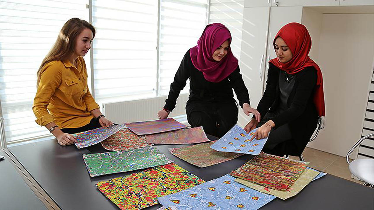Eğitim ve manevi destek bir arada TDV Uşak yurdu öğrencilerini bekliyor
