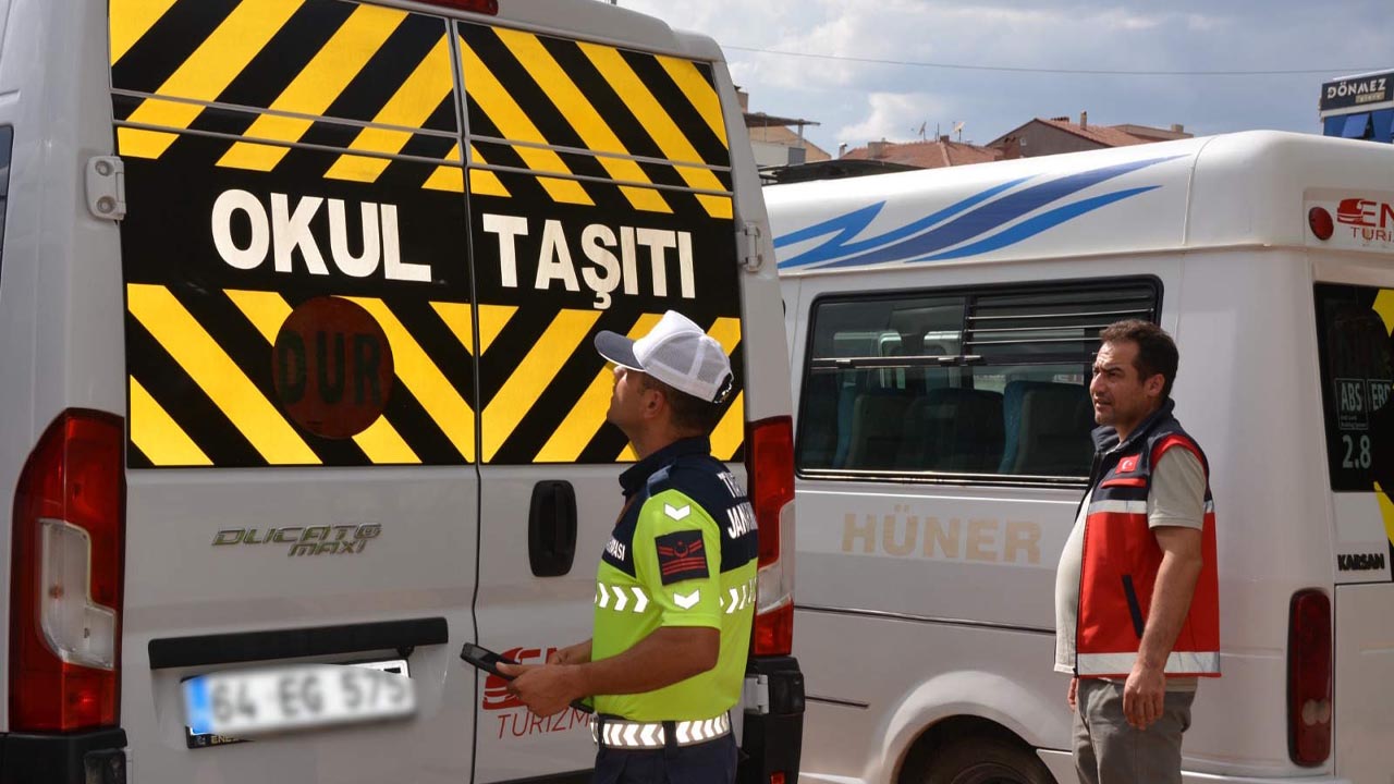 Uşak-Banaz ilçesinde Okul servis araçları şoförlerine eğitim verildi