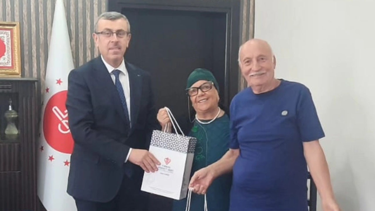 Uşak’ta hayırseverden Kur’an Kursuna üç katlı ev bağışı