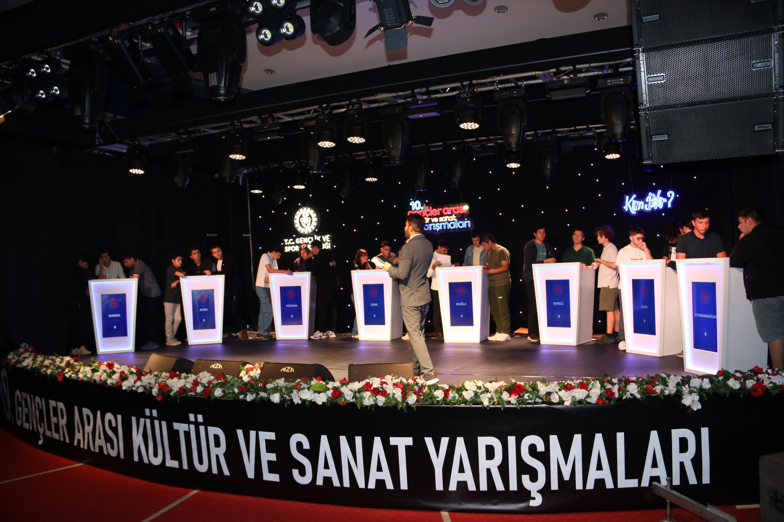 Ege’nin Kültür ve Sanat Yarışmalarında Uşaklı gençler de yerini aldı
