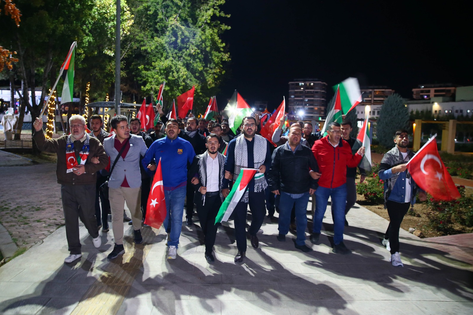 Uşak'ta İsrail'in Küresel Sumud Filosu'na saldırılarına tepki