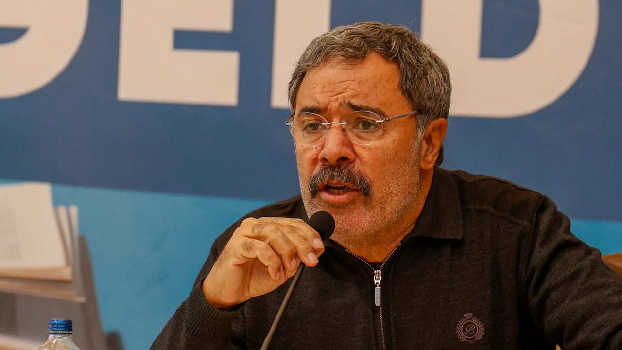 Uşak Kitap Fuarı Ahmet Ümit’le final yaptı