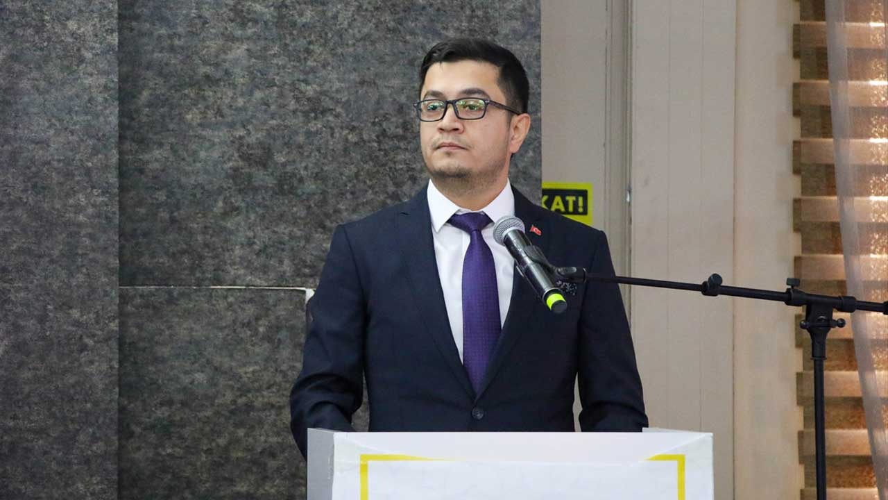 AK Parti Uşak Merkez İlçe Başkanı İstifa Etti
