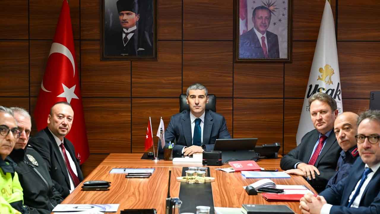 "Her evin ışığı yanık kalsın” Uşak'ta Trafik Güvenliğinde yeni dönem mesajı