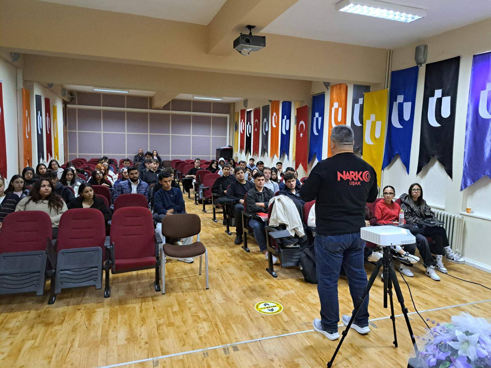 Uşak’ta madde bağımlılığına karşı bilinçlenme seferberliği başladı