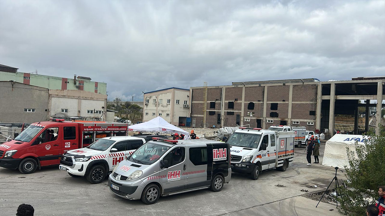 Kimyasal tehlikeye karşı hazırlık Uşak’ta KBRN tatbikatı başarıyla tamamlandı