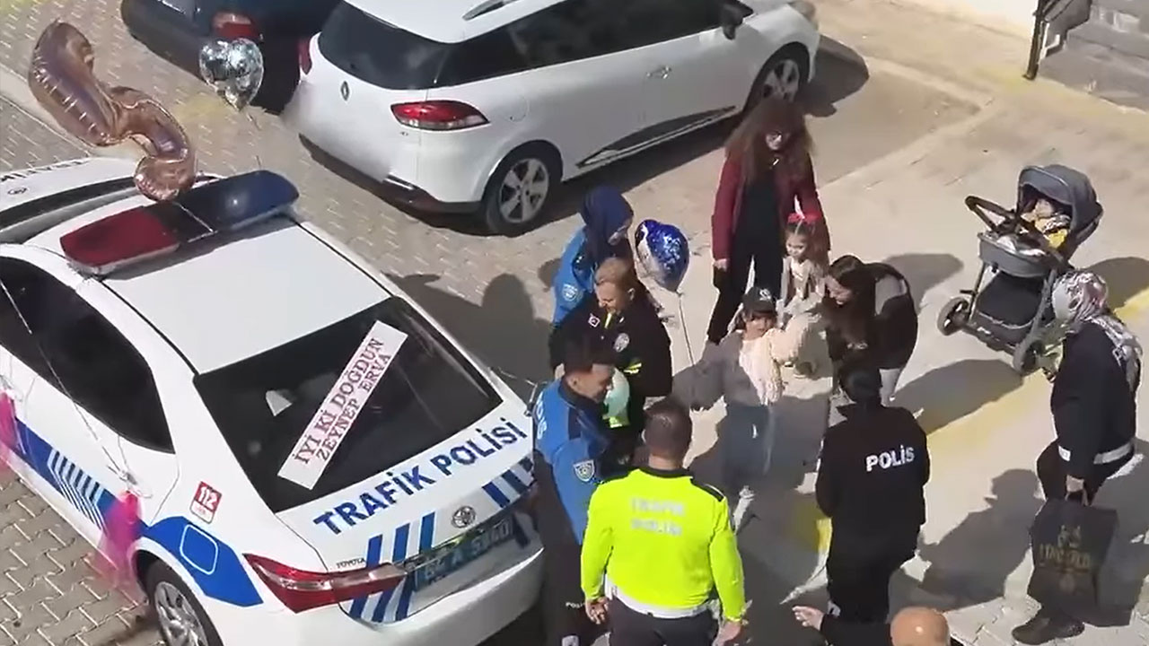 Babası şehit düşmüştü, Uşak’ta polis abileri doğum gününde yanındaydı
