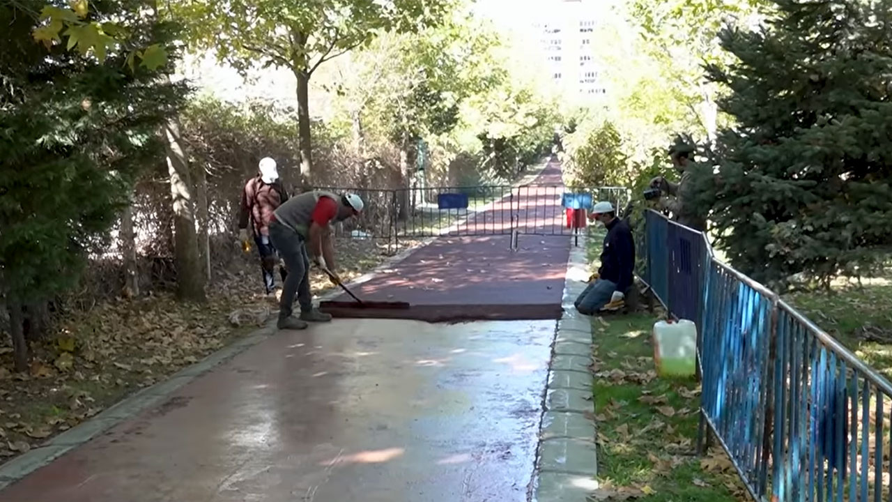 Uşak’ta parklara daha hijyenik ve güvenli hale geliyor