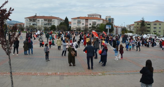 Uşak'ta uçurtma şenliği