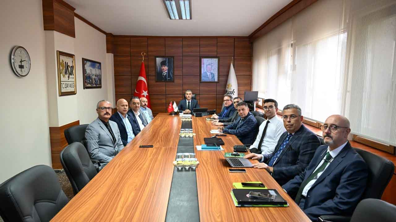 Uşak’ta Vali Aktaş Başkanlığında Jeotermal OSB Toplantısı Gerçekleştirildi