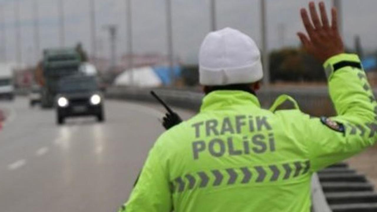 Araç plakası ve ehliyete yazılan trafik para cezası nasıl sorgulanır?