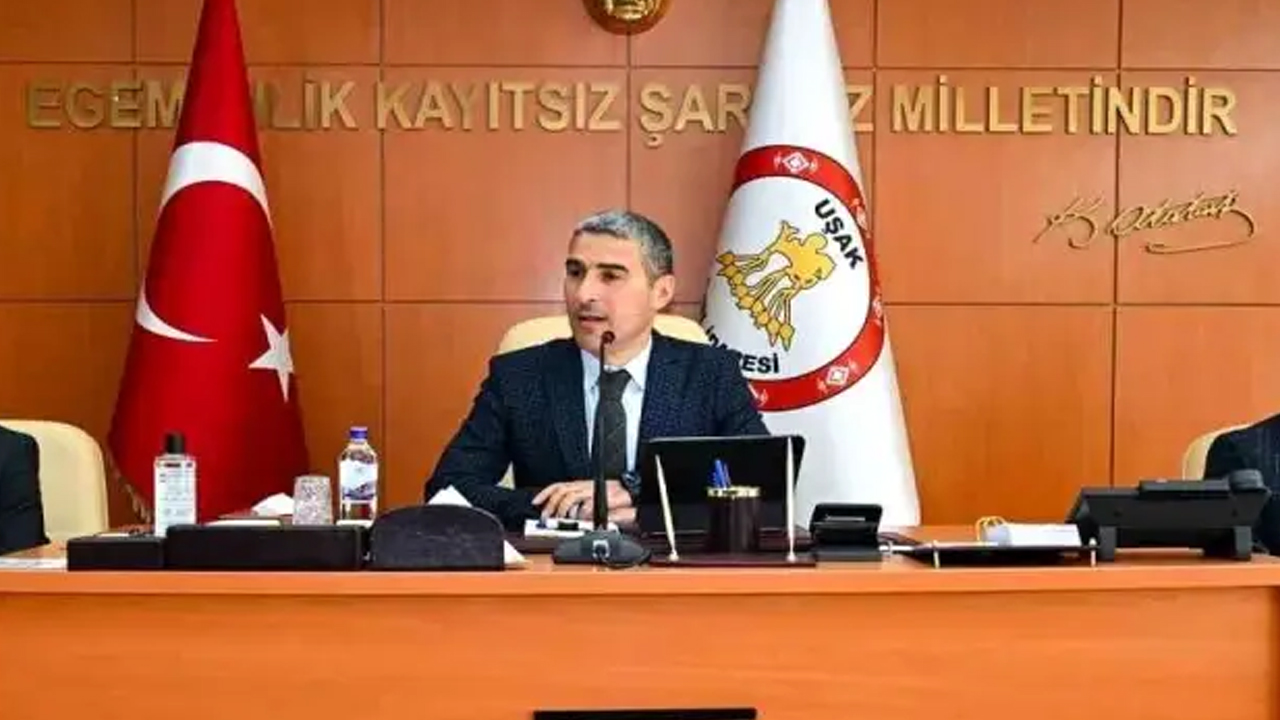 Uşak Valisi’nden 24 Kasım Mesajı: “Güçlü Türkiye, Güçlü Öğretmenlerle Mümkün”
