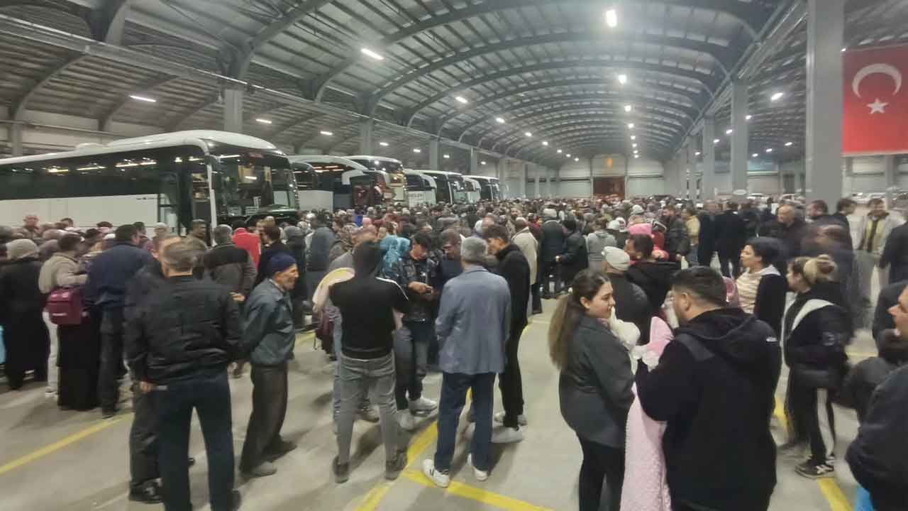 Uşak'tan Kutsal Topraklara Duygu Yüklü Yolculuk