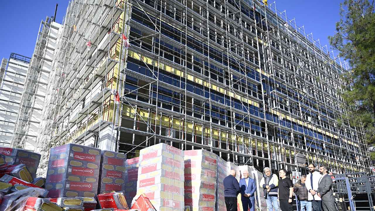 Rektör Savaş’tan Müjde: Yeni Hastane Hem Eğitim Hem Sağlıkta Örnek Olacak