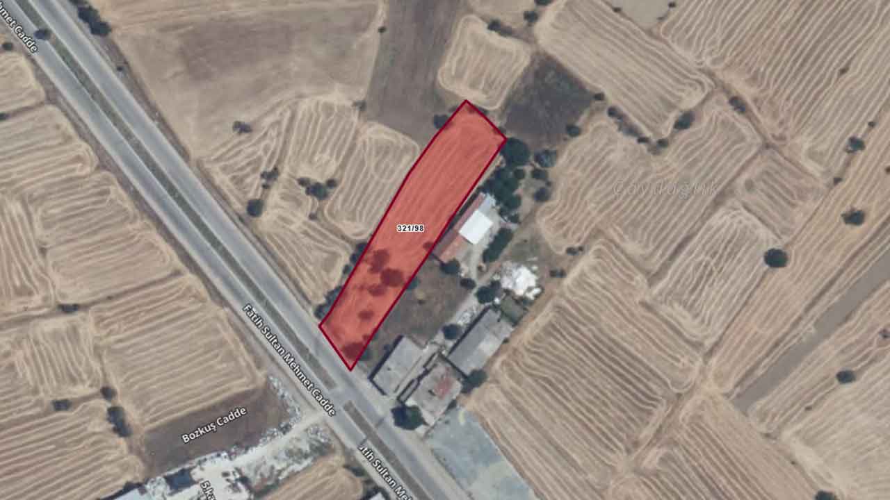 Uşak 2. Sulh Hukuk Mahkemesi'nden İhale 6.2 Milyon TL Değerinde Tarla Satışta
