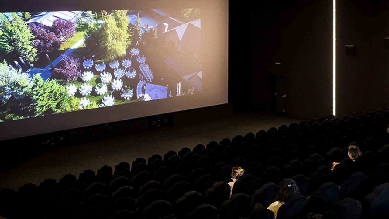 Ailecek veya Arkadaşlarınızla Uşak'ta Bu Hafta Sonu Hangi Filmler Var?