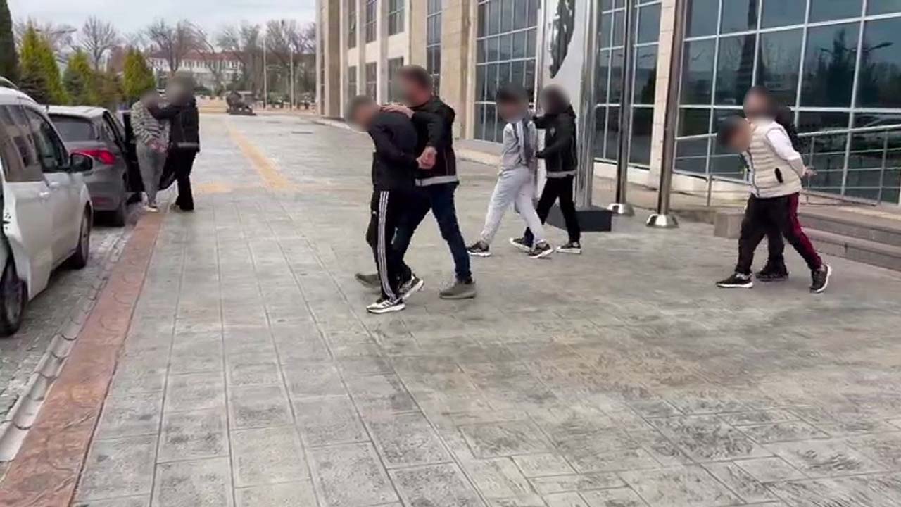 Uşak’ta 3 Ayrı Operasyon 3 Tutuklama