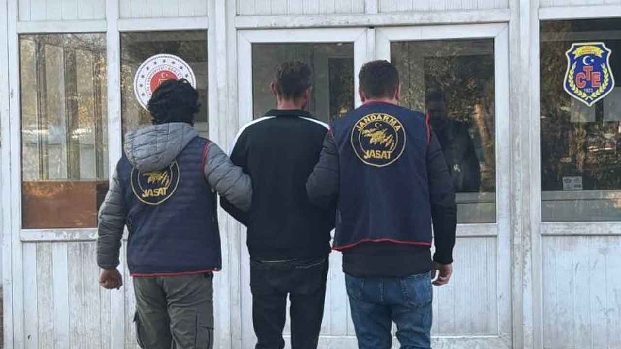 Uşak Jandarması'ndan Kasım Temizliği Onlarca Aranan Şahıs Yakalandı