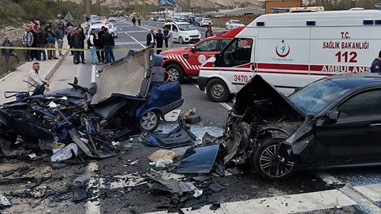 TÜİK Verilerini Açıkladı Uşak'ta 11 Ayda 2.970 Trafik Kazası Meydana Geldi