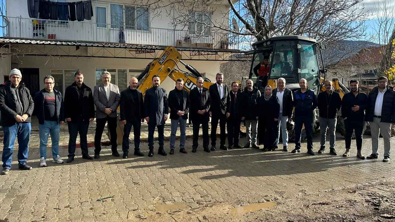 AK Parti Uşak Yönetimi Sivaslı’da Doğalgaz Müjdesini Verdi