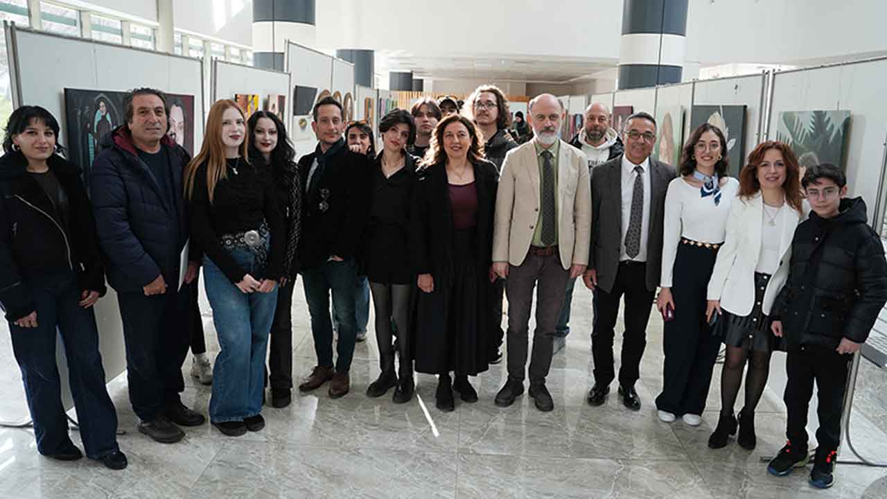 Uşak Üniversitesinde Sanat Dolu Açılış