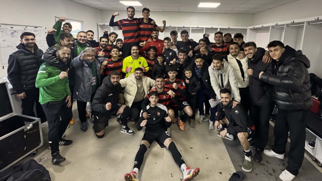 Eksik Kadroya Rağmen Uşakspor Fırtınası Rakibini 2-0’la Geçti